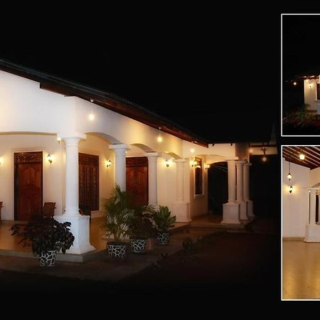 Hotel First House Mihintale Exterior foto